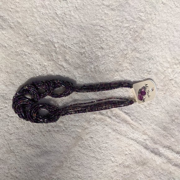 Necklaces & earrings - Picture 3 of 4